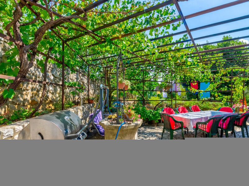 SOBE FRANO I LOVRO 1 / HR-10373-01