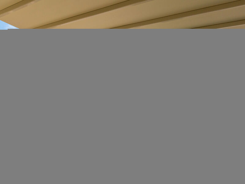 Domino Restaurant 4 / HR-09502-04