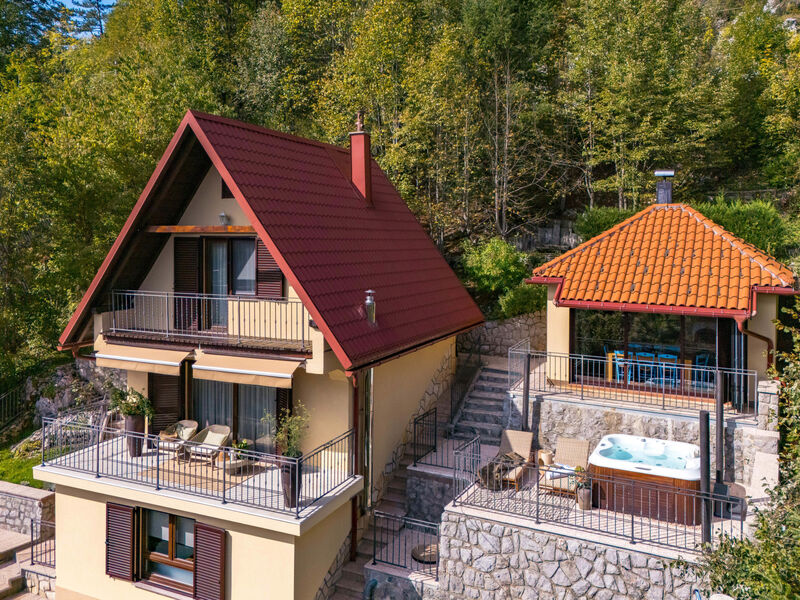 Dům Hillside Lodge