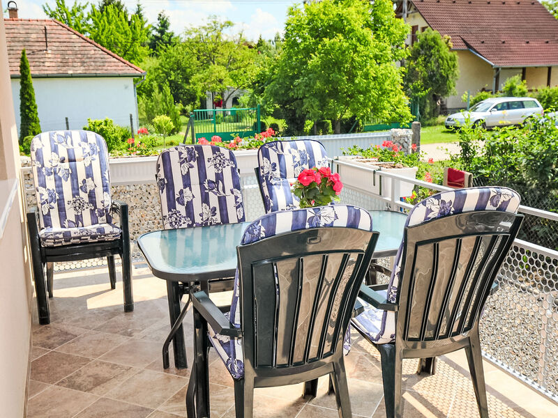 Balaton A2095