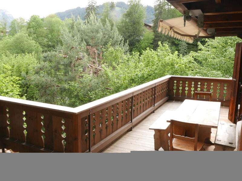 Tree-Tops, Chalet