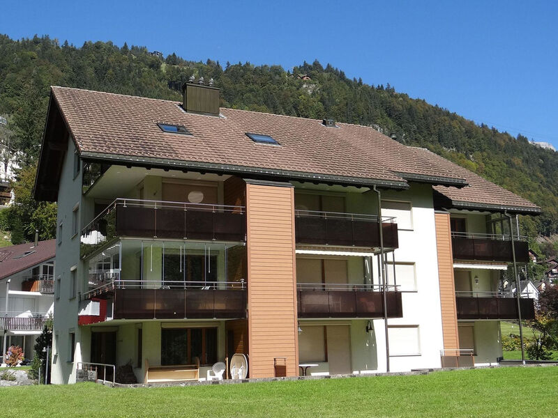 Blumenweg 8
