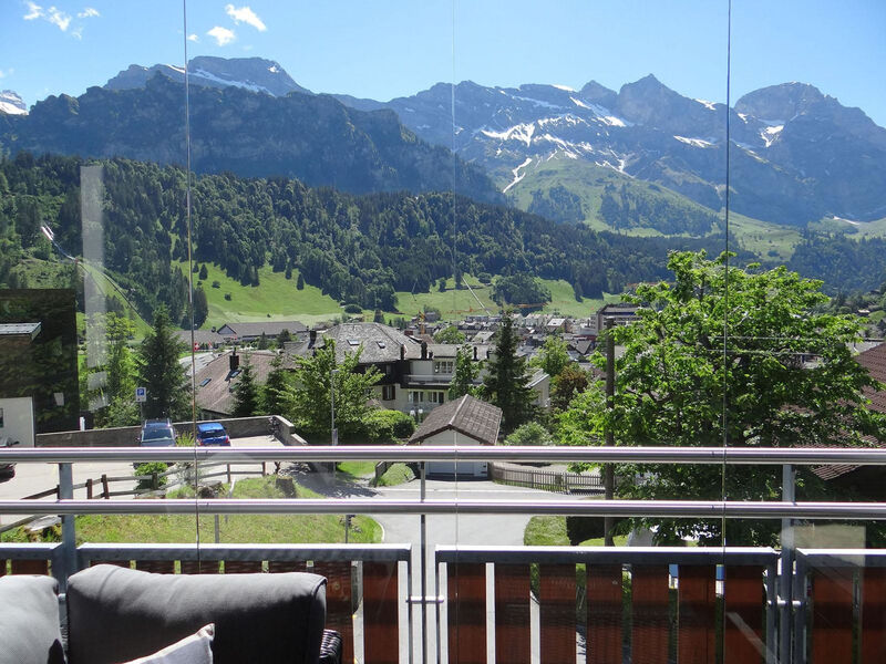 Appartment 8
