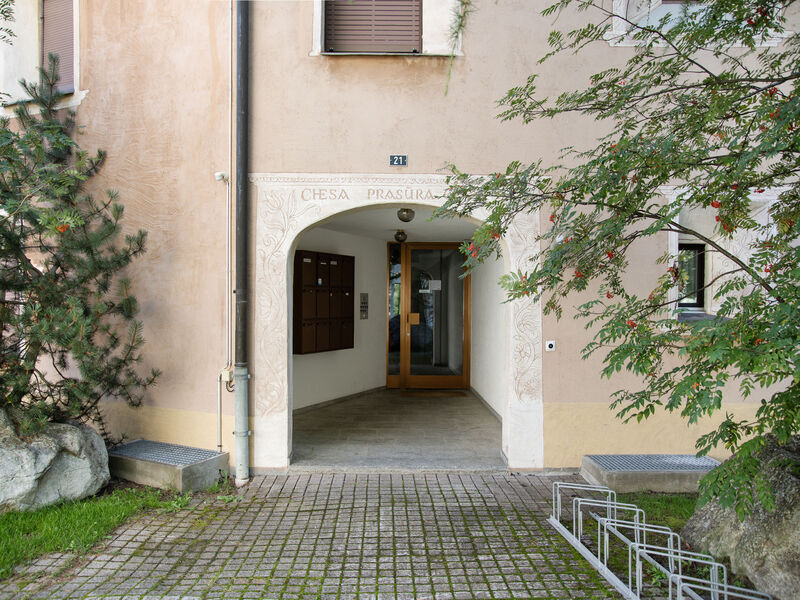 Chesa Prasüra 10