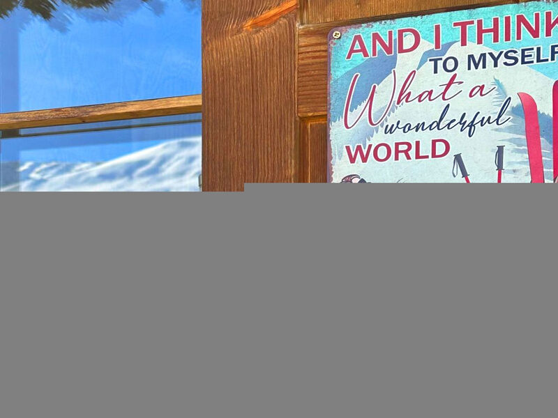 Blue Alpine Lodge
