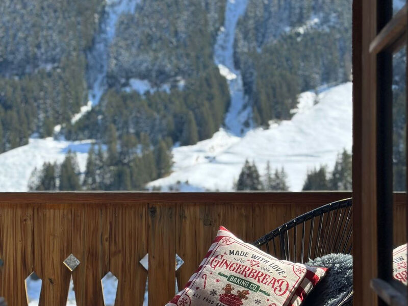 Blue Alpine Lodge