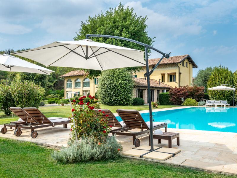 Vila Carlotta