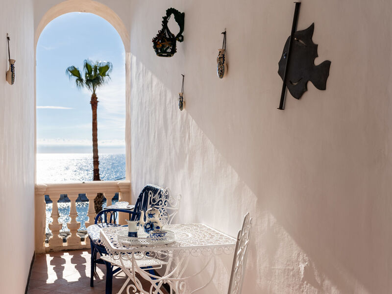La Loggia sul mare