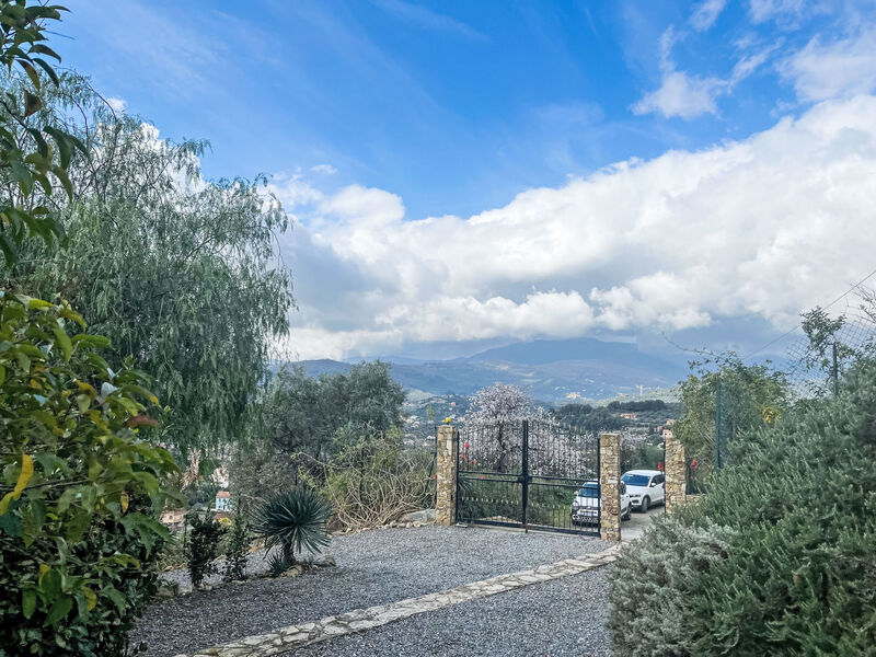 Vila degli Ulivi