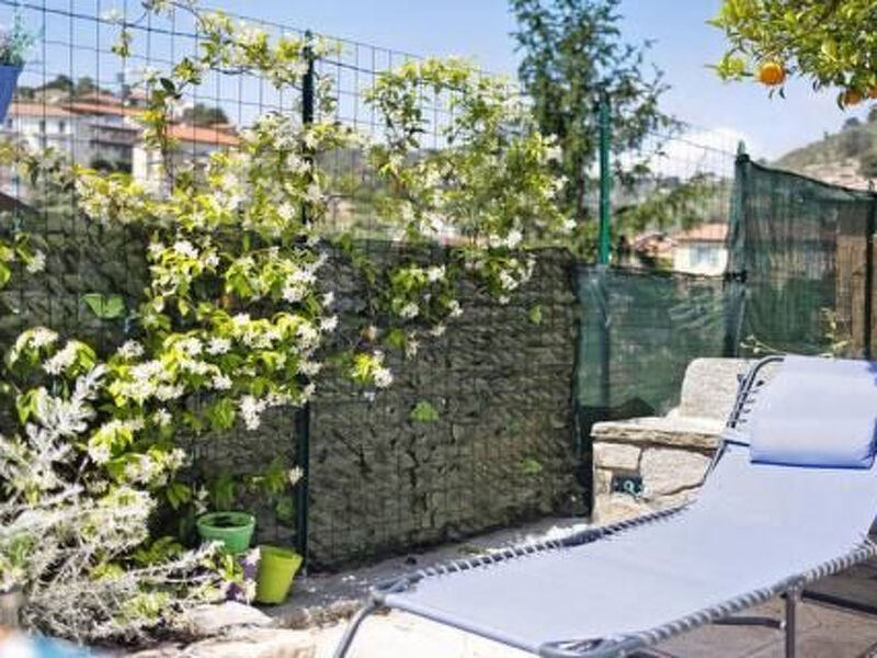 Malerisches freistehendes Haus 800 m vom Meer entfernt