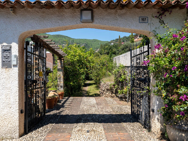 Vila Girasole