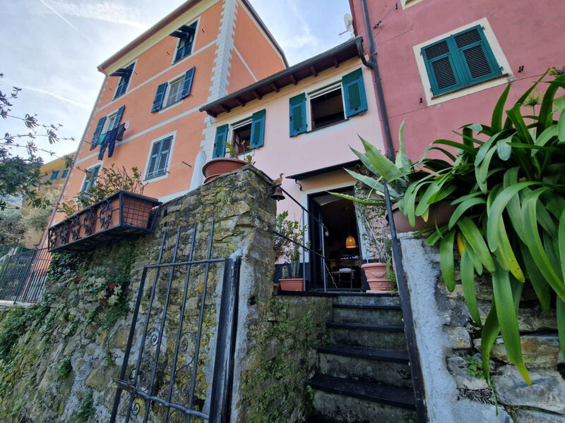 Casetta Romantica a San Rocco di Camogli by Holiday World