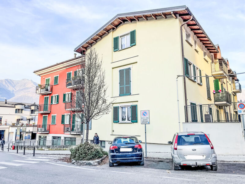 Domus ad Lacum