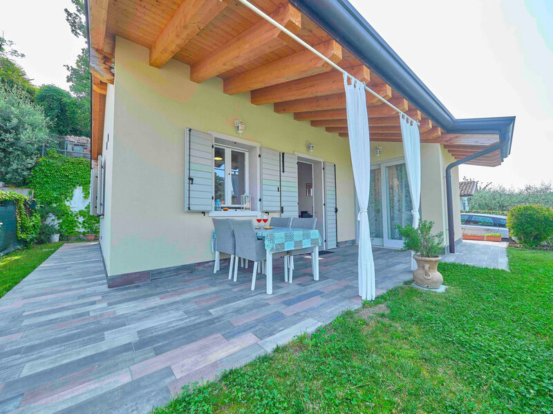 Schönes Ferienhaus Villetta Batik