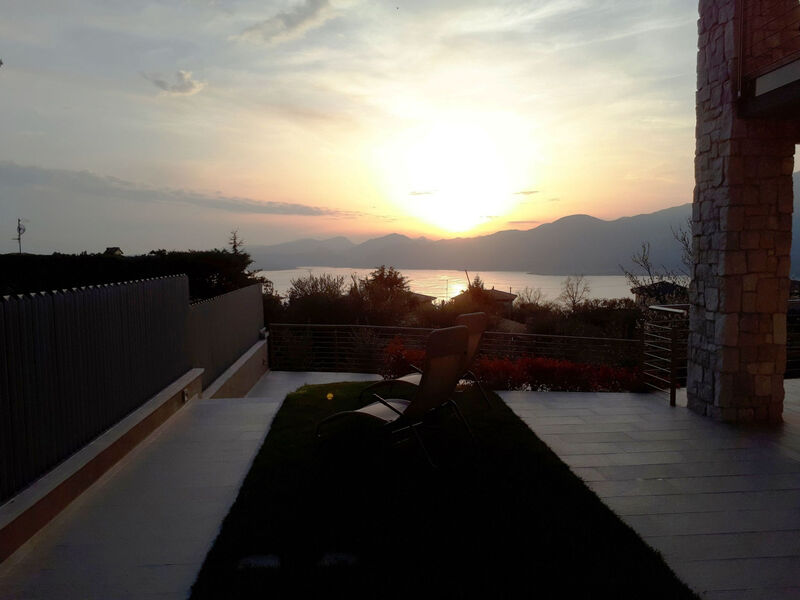 Flacher Sonnenaufgang