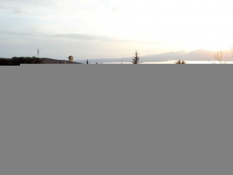 Flacher Sonnenuntergang