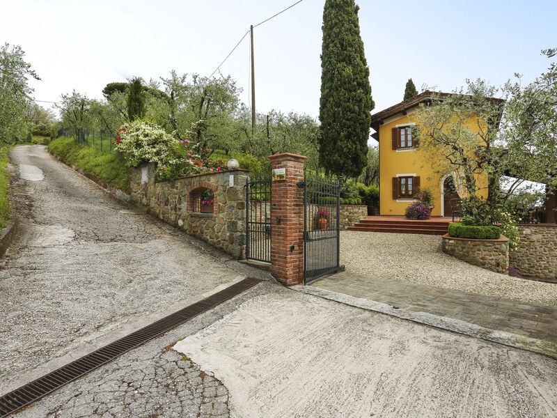 Vila I Cipressi