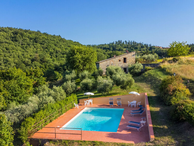 Cerretino group house 14 sleeps