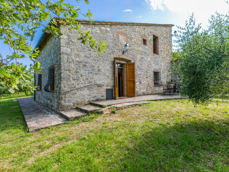 Cerretino group house 14 sleeps