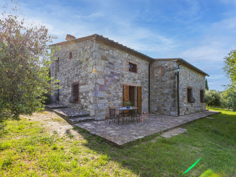 Cerretino group house 14 sleeps