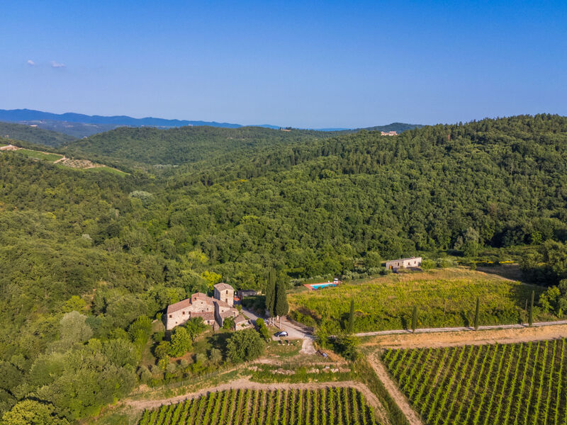 Cerretino group house 14 sleeps