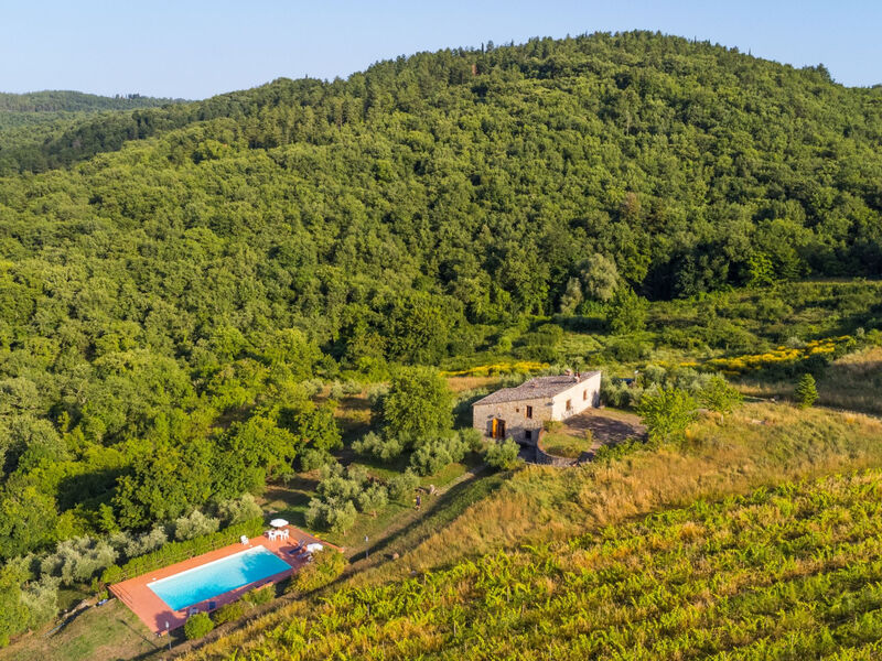 Cerretino group house 14 sleeps