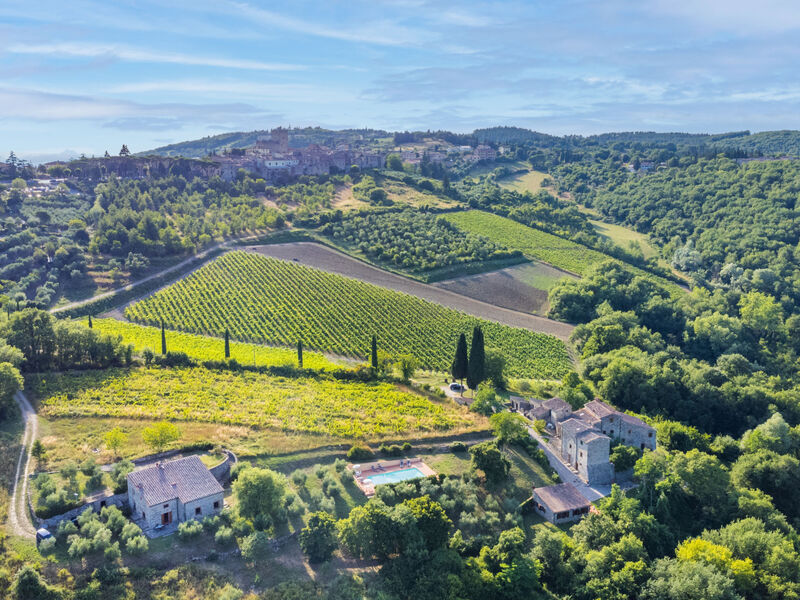 Cerretino group house 14 sleeps