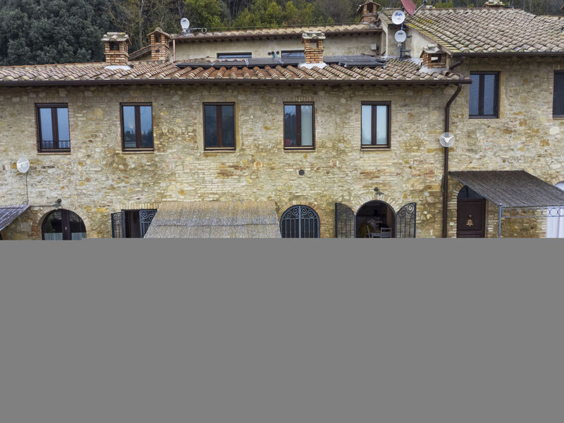 Borgo Roccaia