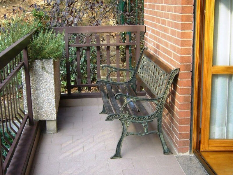 NICE LITTLE FLAT IN THE  GREENERY  IN PERUGIA