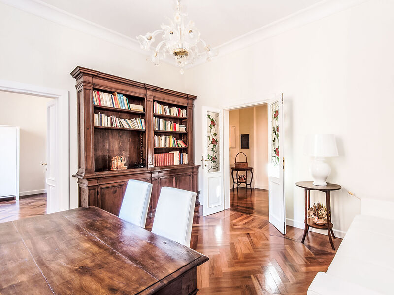 Vatican Luxury Apt