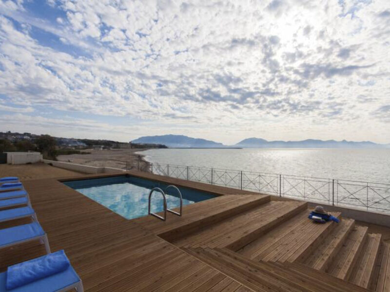 Vila Partenope Marina Strand Resort