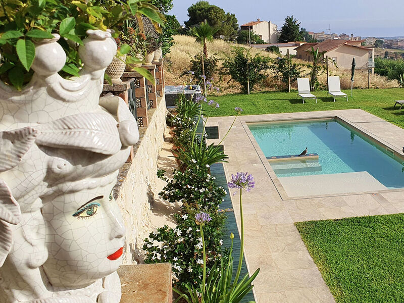 Vila Tommaso Maruggi Jacuzzi und privater Pool