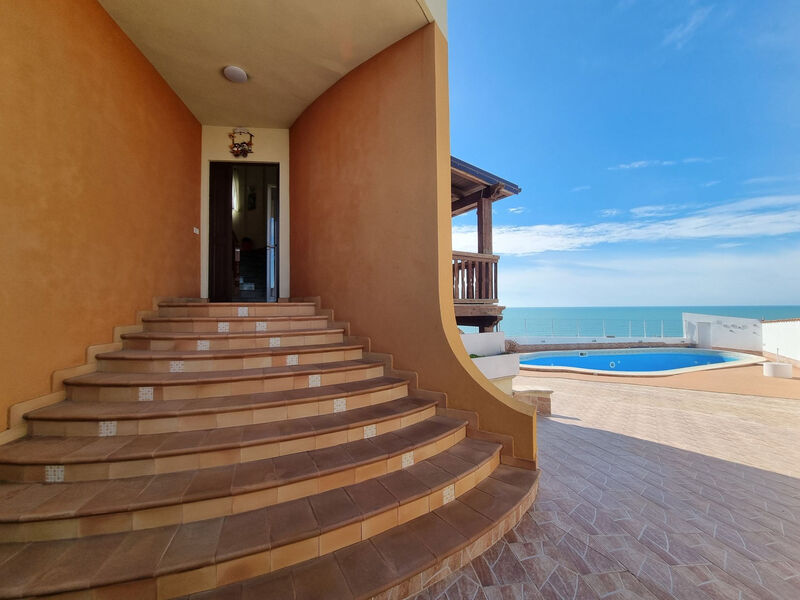 Vila Baia Smeralda bei Holiday World