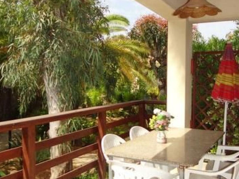 Schöner zentraler Bungalow direkt am Sandstrand auf Sizilien