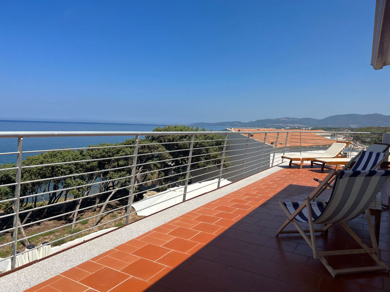 Schöne und private Wohnung am Meer