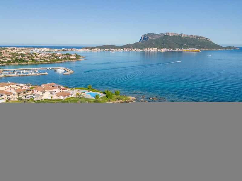 S'Abba E Sa Pedra