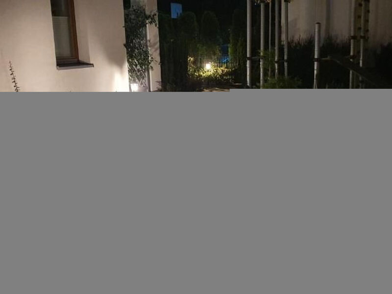 BESSERER PLATZ: Klassisches Warschau