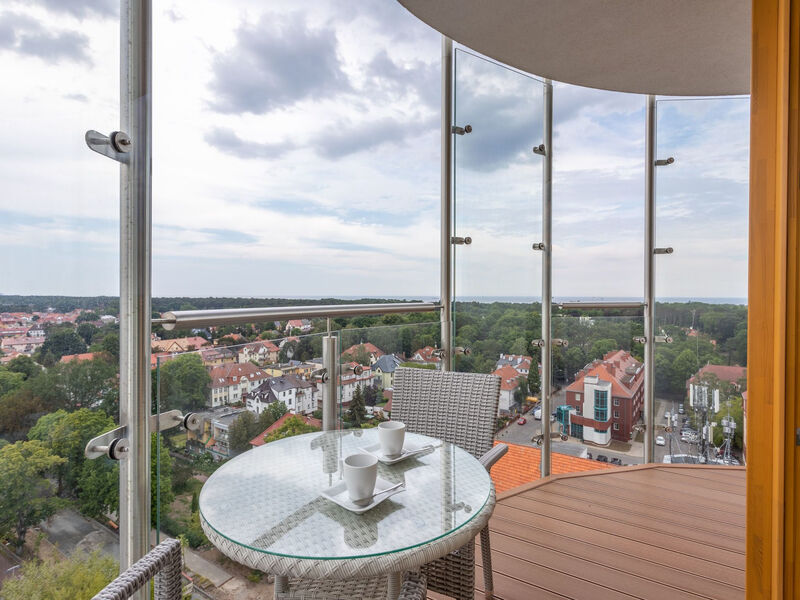Luxuriös eingerichtete,helle Ferienwohnung am Meer