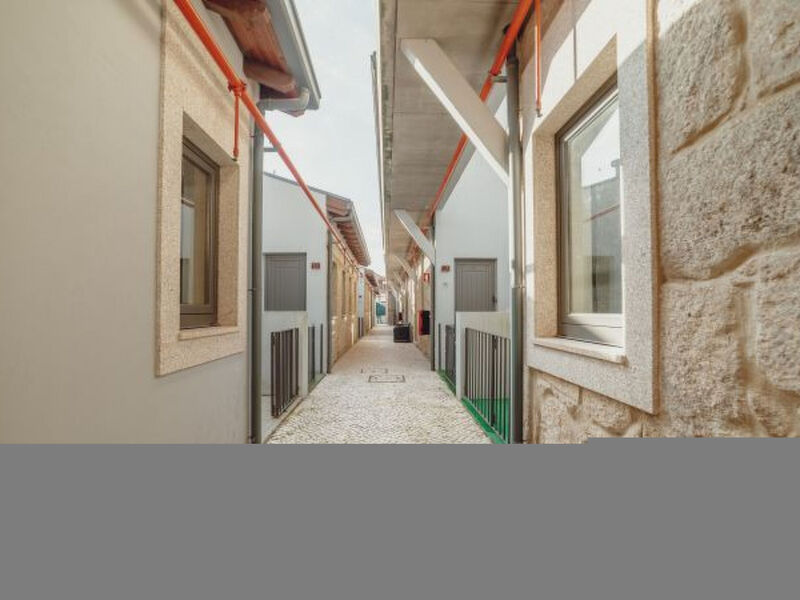 MEZZANINE STYLISH APARTMENT P by VACATIONY