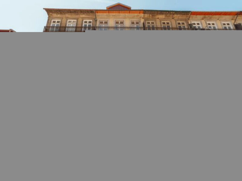 HEART OF PORTO APARTMENT F DUPLEX by VACATIONY