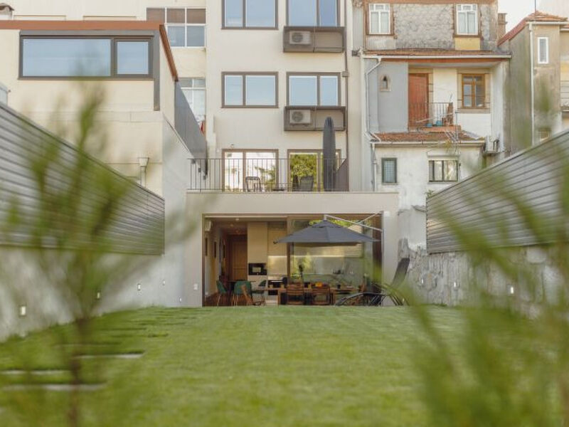 LEGACY OPORTO PREMIUM APARTMENT B by VACATIONY