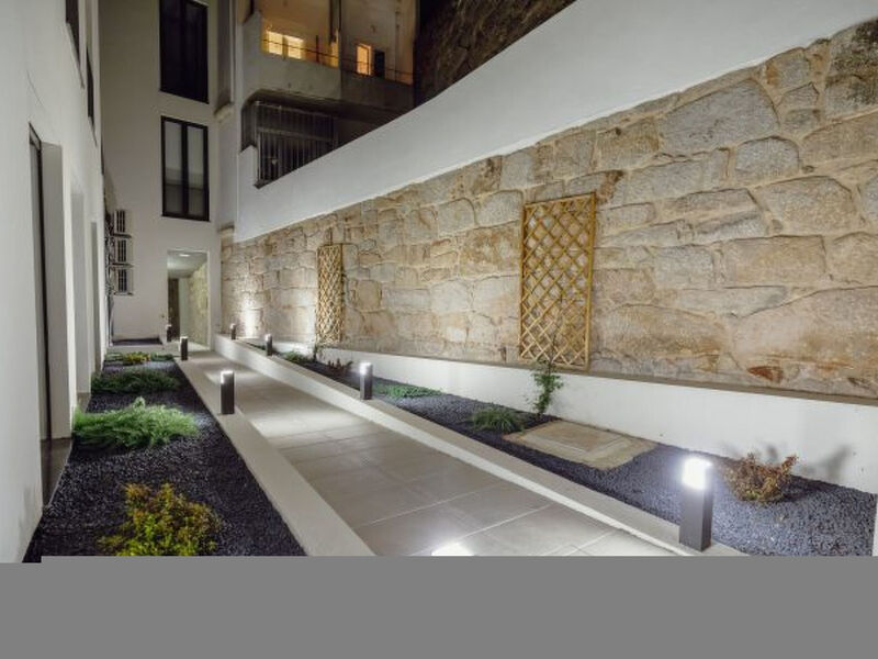 COURTYARD OPORTO DESIGN APARTMENT F
