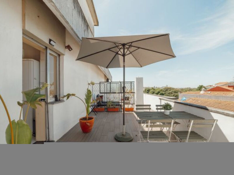 DOWNTOWN CLASSIC WITH TERRACE by VACATIONY