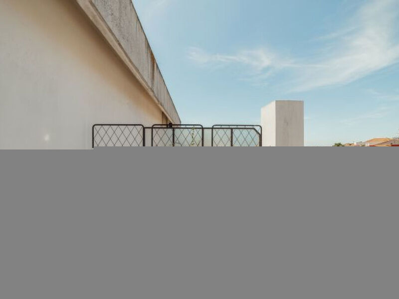 DOWNTOWN CLASSIC WITH TERRACE by VACATIONY