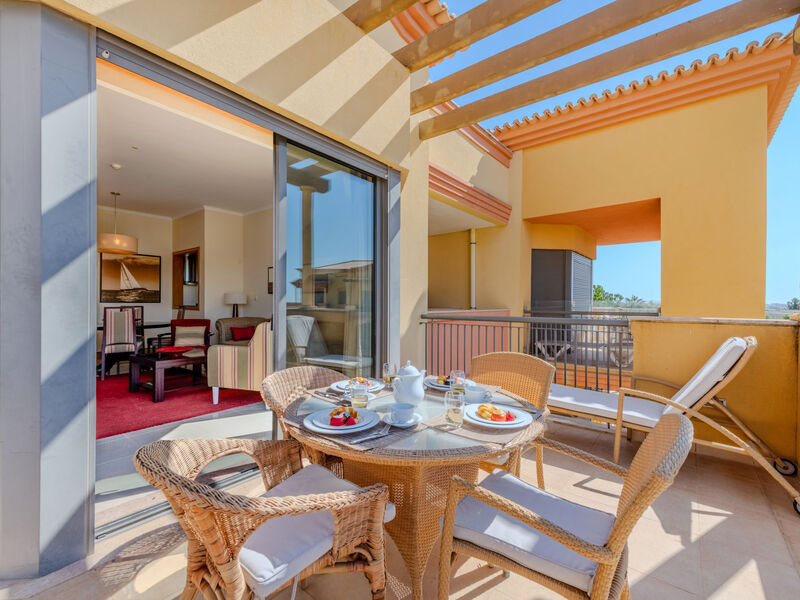 The Residence at Victoria