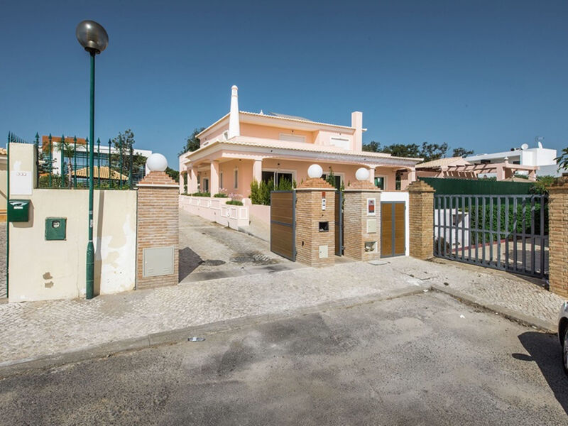 V8 Bastos - VIP Properties