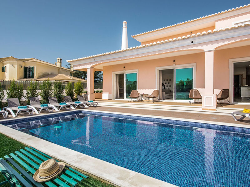 V8 Bastos - VIP Properties