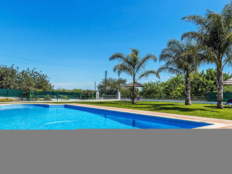 Casa Das Amendoeiras