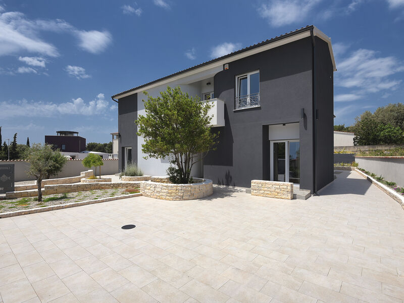 Vila 1318-996