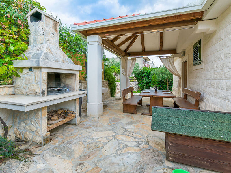 Kamenný dům 1355-3073